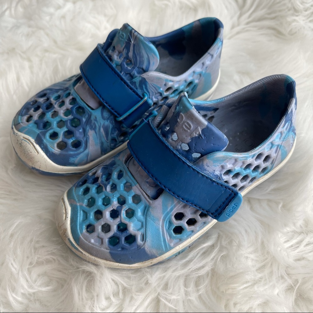 Kids Plae Mimo shoes size 9
